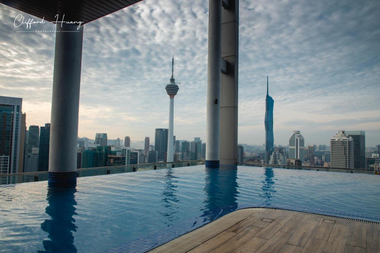 The Colony By Infinitum Best Pool View Klcc Trx Merdeka 118 Kl Tower Kuala Lumpur Luaran gambar