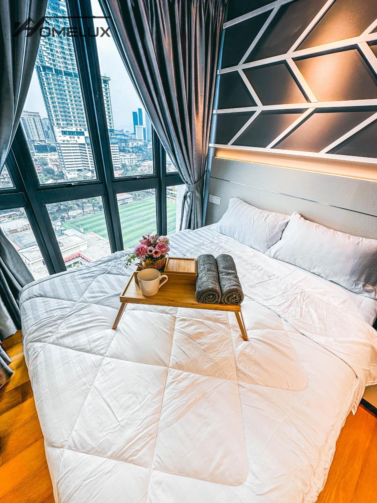 The Colony By Infinitum Best Pool View Klcc Trx Merdeka 118 Kl Tower Kuala Lumpur Luaran gambar